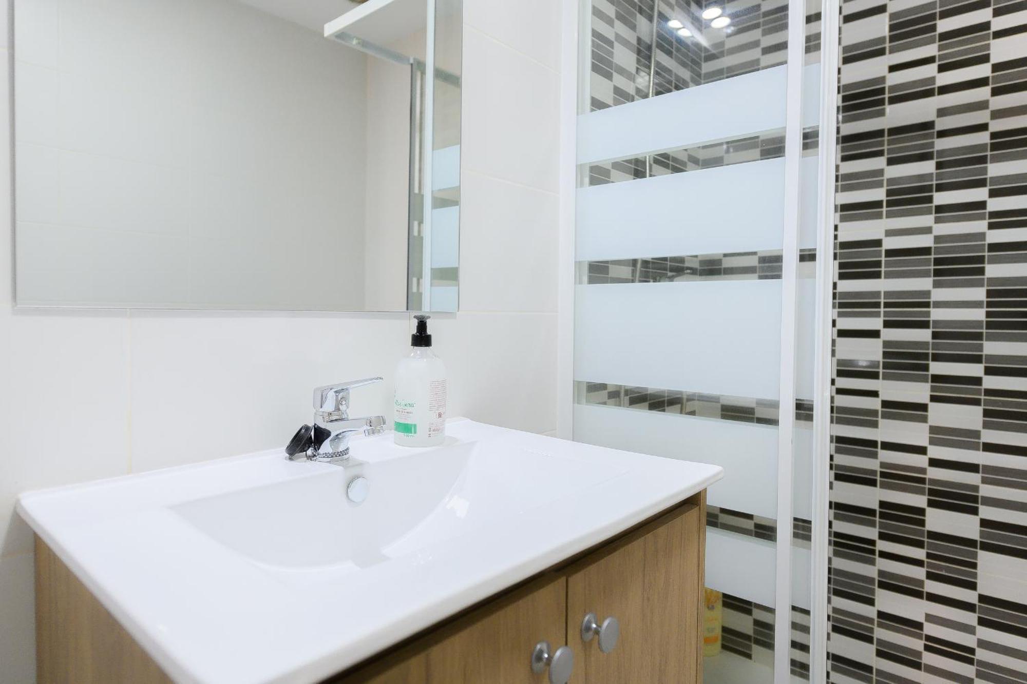 Appartement For Acogedor Temporal De Un En Chamartin Mma323a *